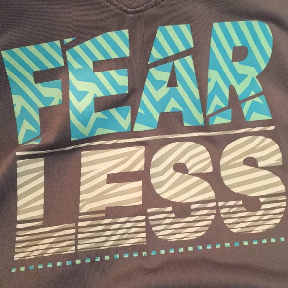 Danskin gray athletic “fear less” graphic sexy yoga gym athletic top S 4-6 NEW - Picture 11 of 16